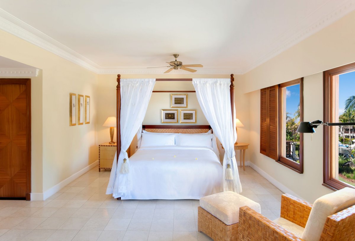 Photo Grand Hilton Hotel slide-5